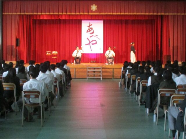 芸術鑑賞会での津軽三味線「あべや」さんとのひととき